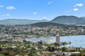 stunning sandy bay retreat, Sandy Bay